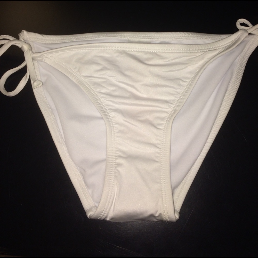 Bikini bottoms