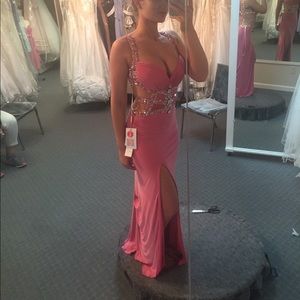 Long pink prom dress !!!