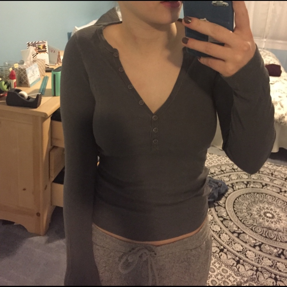 simple gray long sleeve with buttons