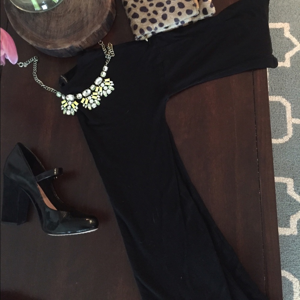 Short black cotton dress