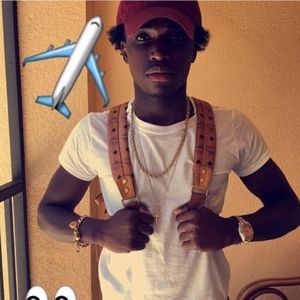 Meet your Posher, Justin