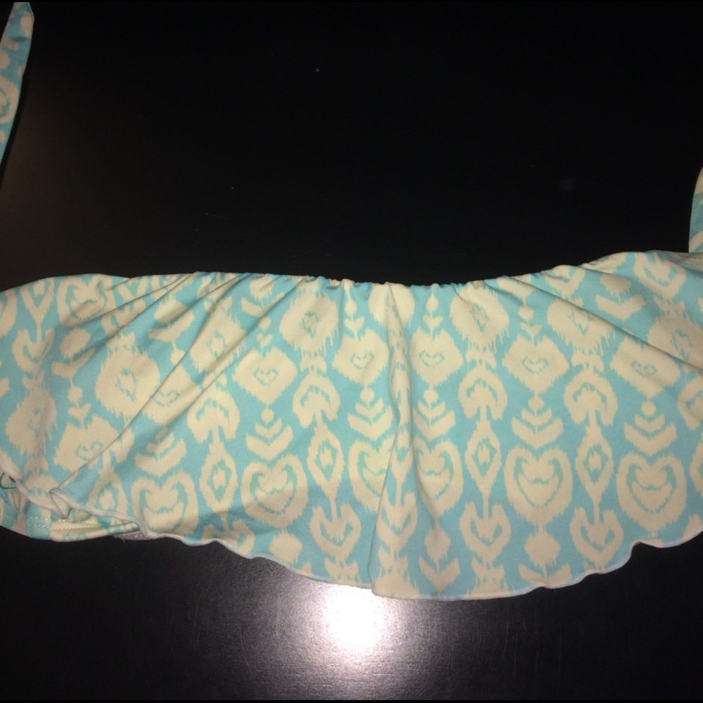 Strapless bathing suit top