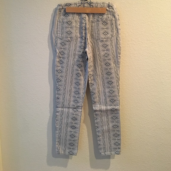 Aztec print skinny pants - Picture 4 of 4