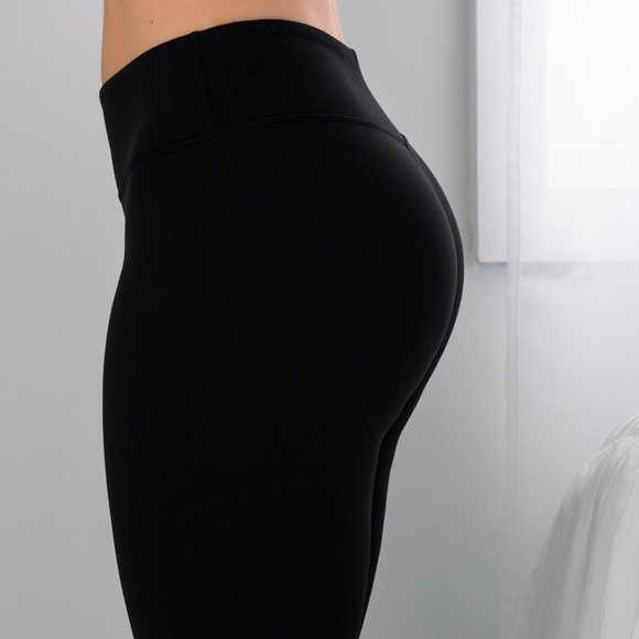 SoldOut11thStreet - Picture 3 of 4