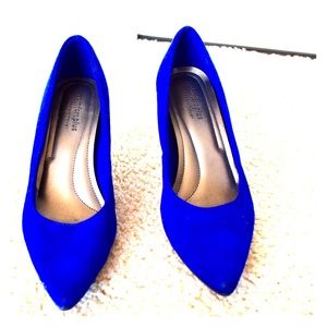 Blue 2.5 inches heeled dress shoes