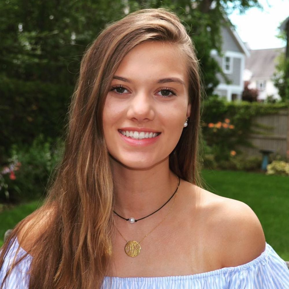 Meet your Posher, Olivia