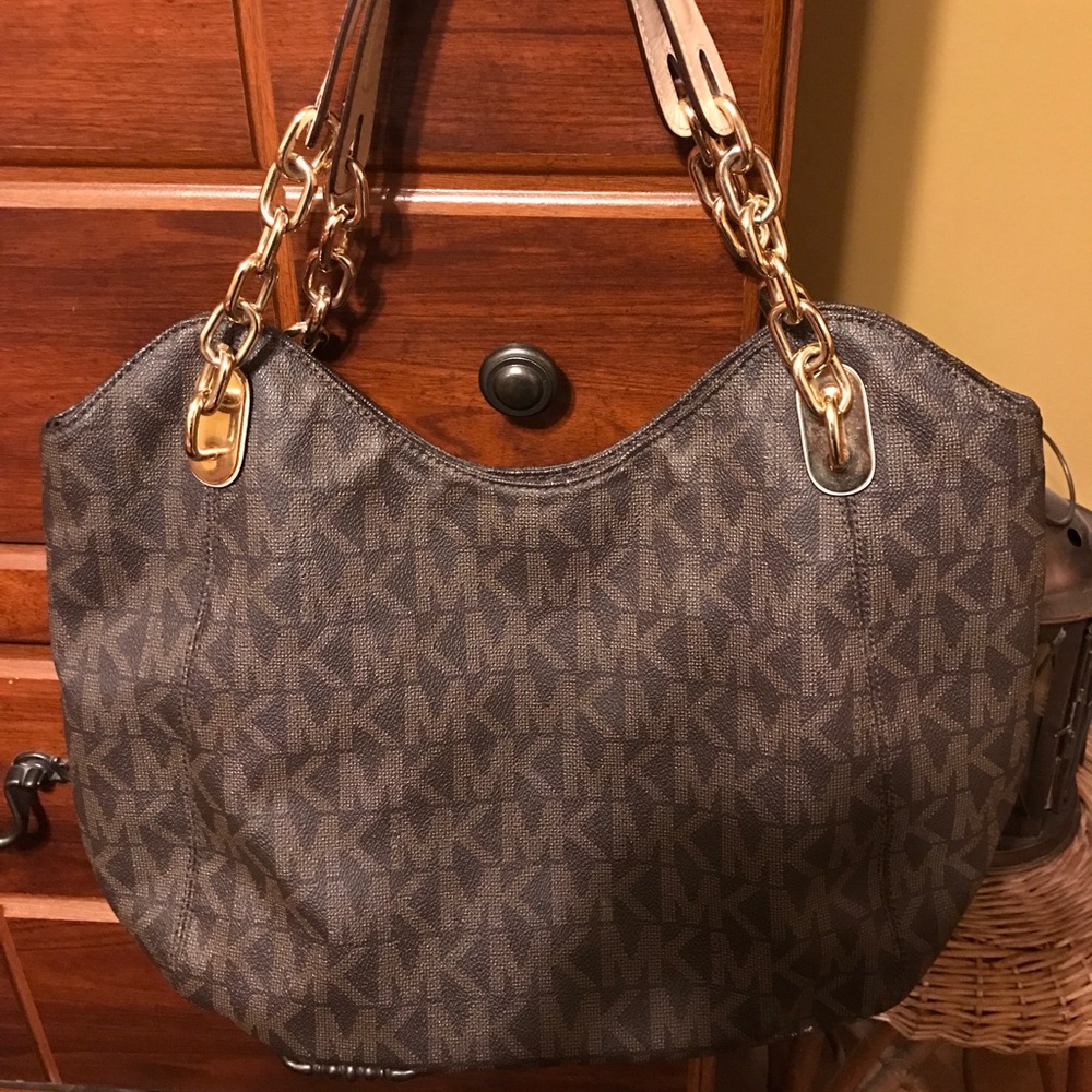 Large MK bag excellent condition!