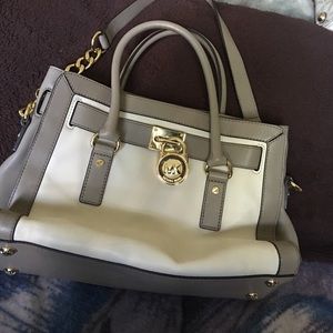 Michael kors purse