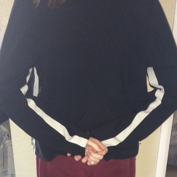 2 Vintage Nike windbreakers - Picture 8 of 8