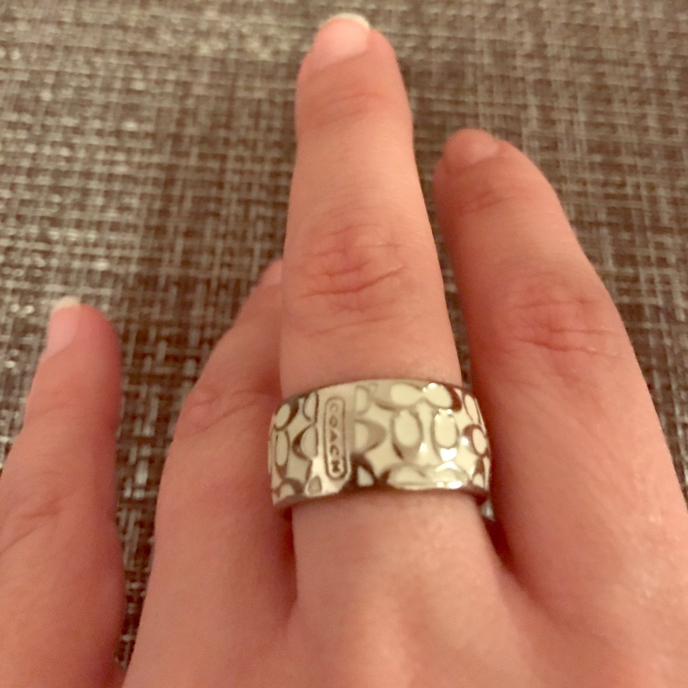 💫 Authentic Coach Ring 💫