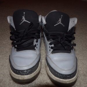Air Jordan III Wolf Grey