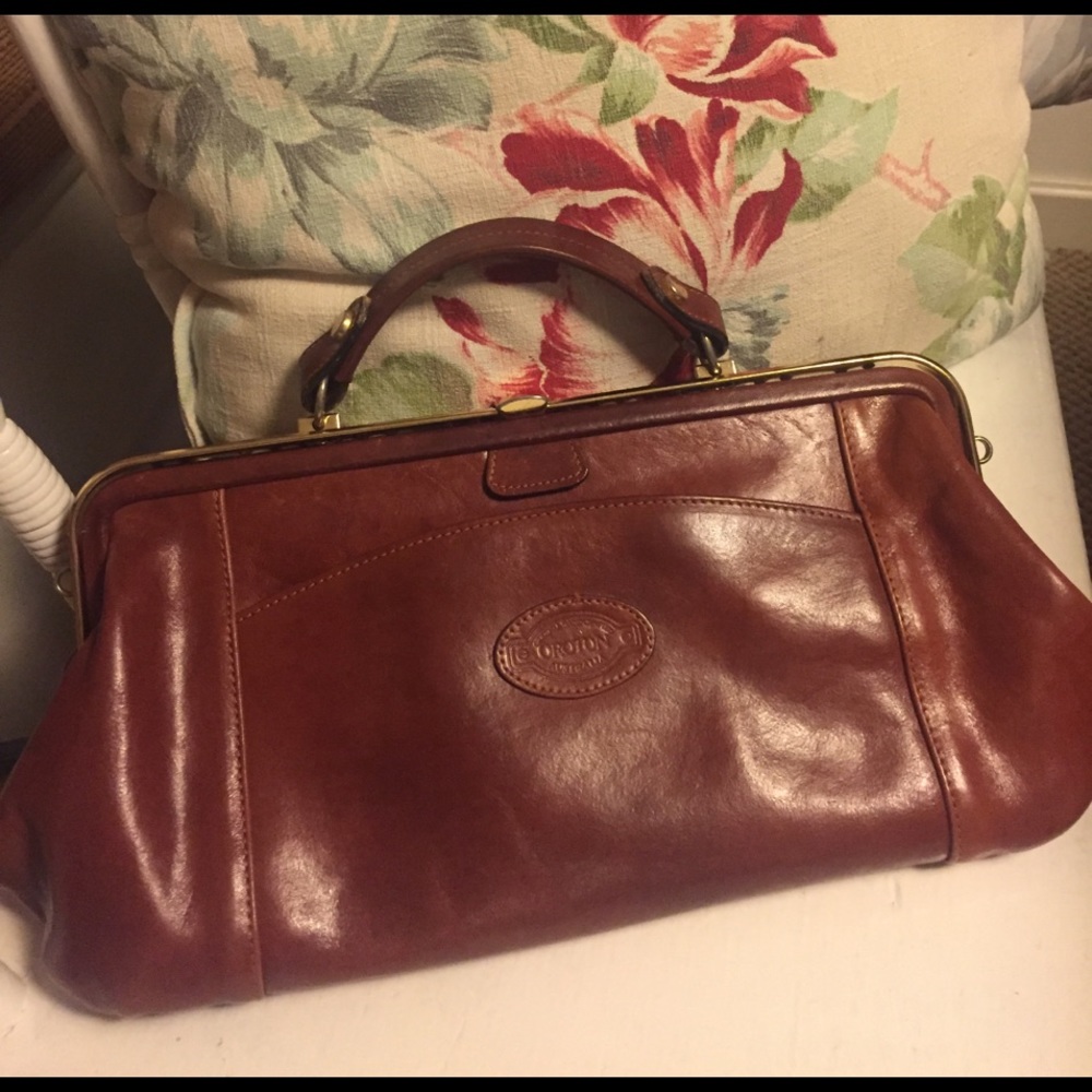 Vintage Oroton doctor brown leather satchel! 🤗