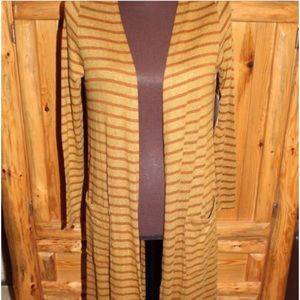 Lularoe mustard Sarah EUC