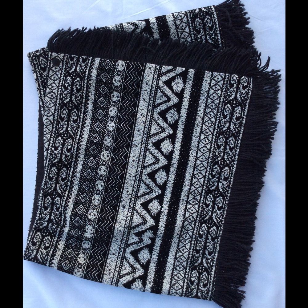 Fringed patterned Skirt - Picture 4 of 6