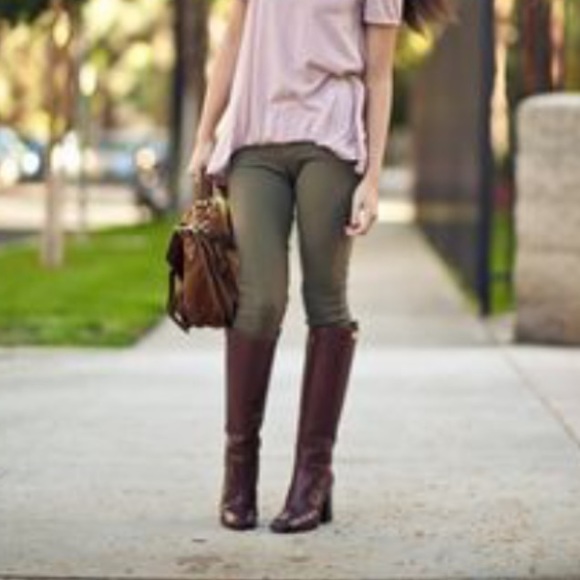 Color Swatch Pants - Olive Green Capris