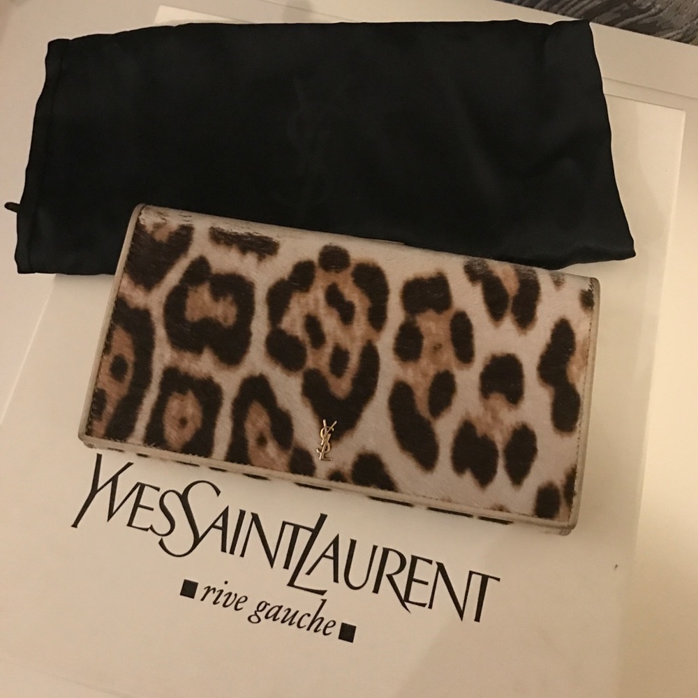Yves Saint Laurent Snow Leopard wallet