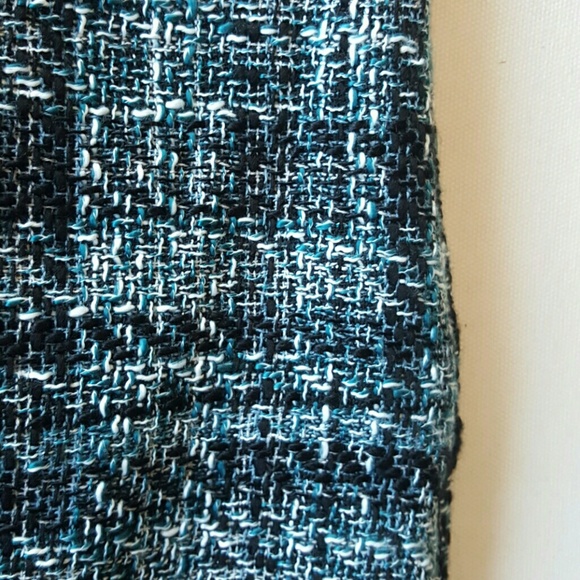 🚫SOLD!🚫 NWT LOFT | Tweed Boucle Skirt - Picture 4 of 4