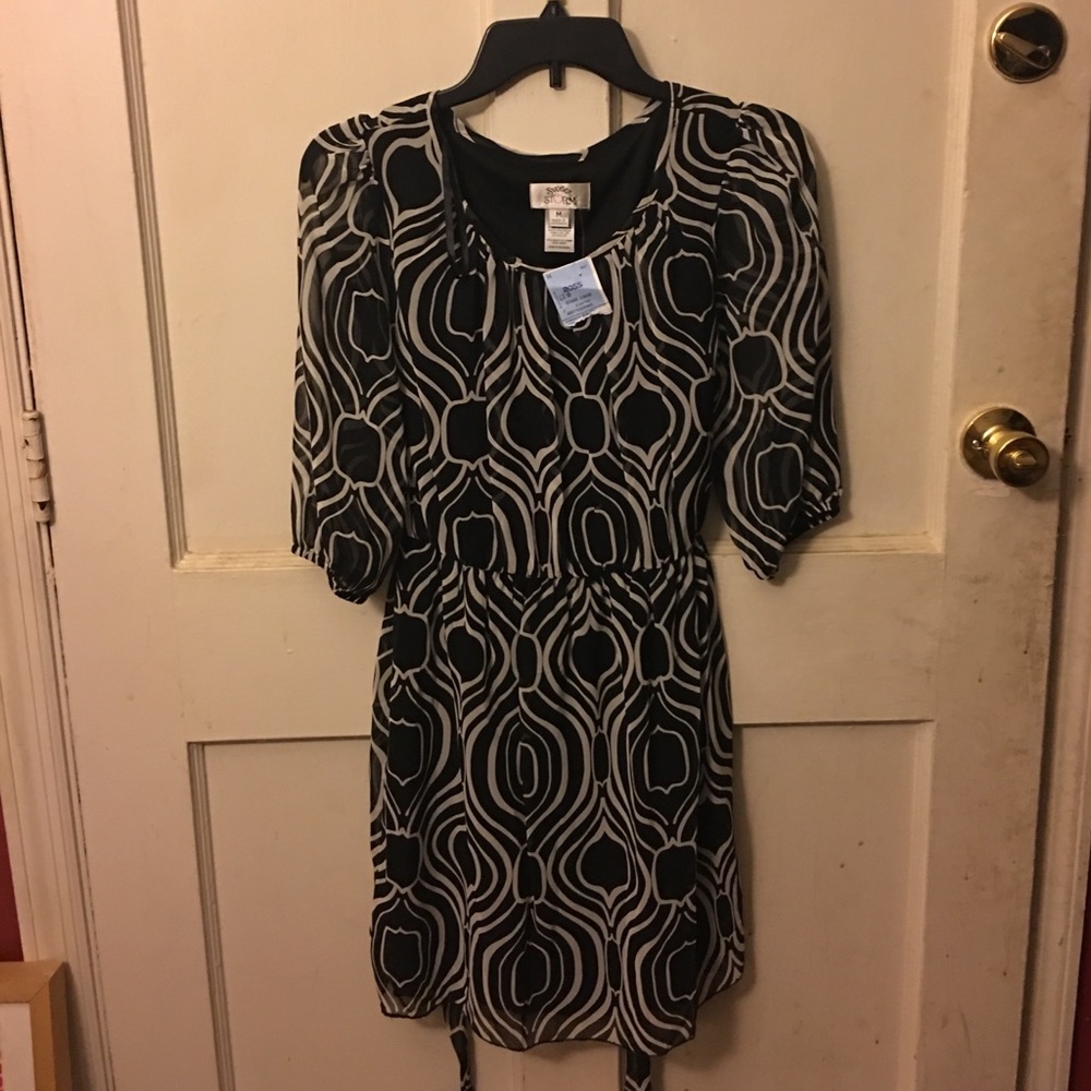 Juniors 👗 with tag size medium