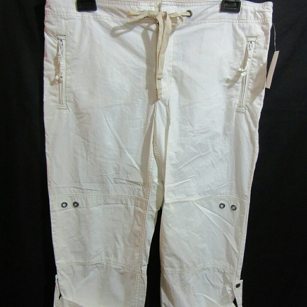 NWT GAP White Capris 100% Cotton with Size 12