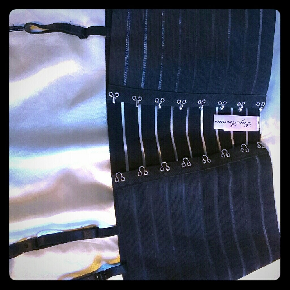 Waist trainer