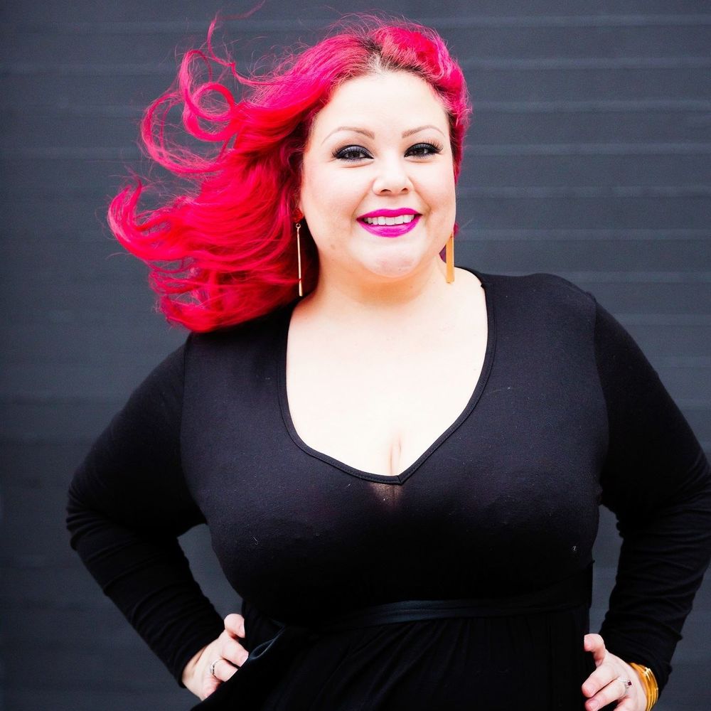 Meet your Posher, April.