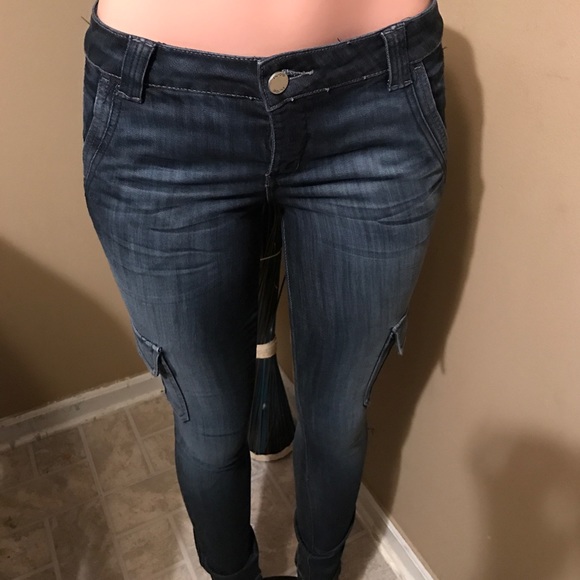 Bebe - Picture 6 of 6