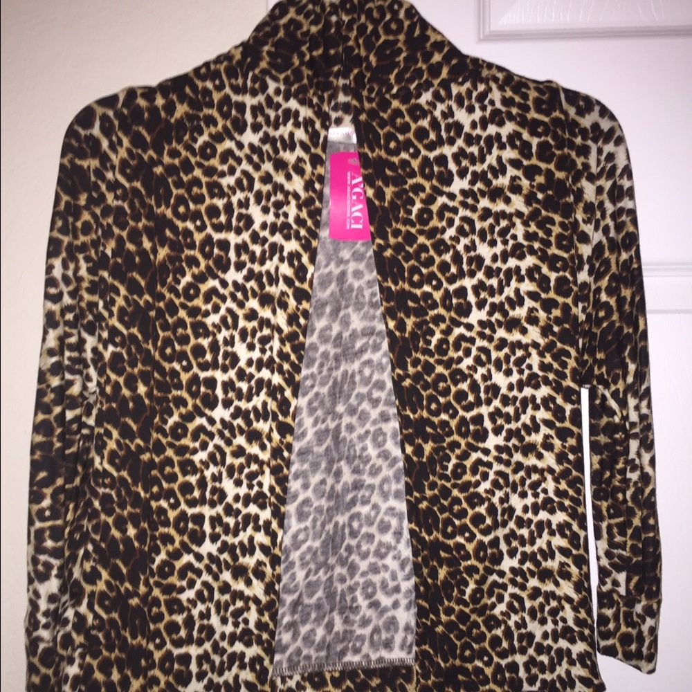 A'gaci Leopard Cardigan