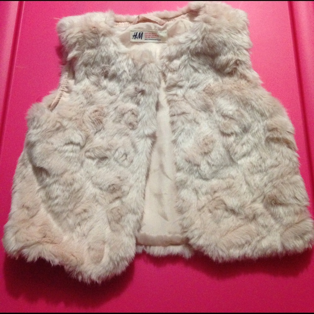🛑 SOLD 🛑 H&M cutest freaking toddler girl vest