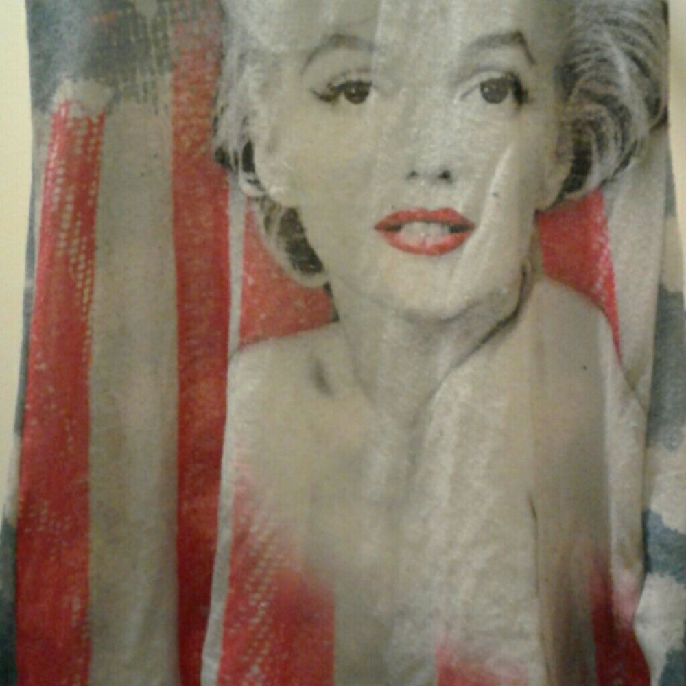 Marilyn monroe tank