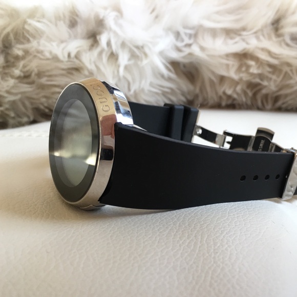 Gucci IWatch stainless steel bezel, I Watch - Picture 3 of 8