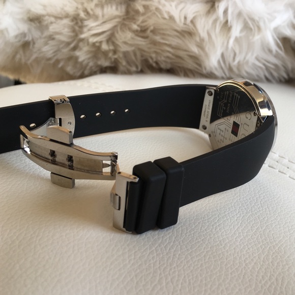 Gucci IWatch stainless steel bezel, I Watch - Picture 5 of 8