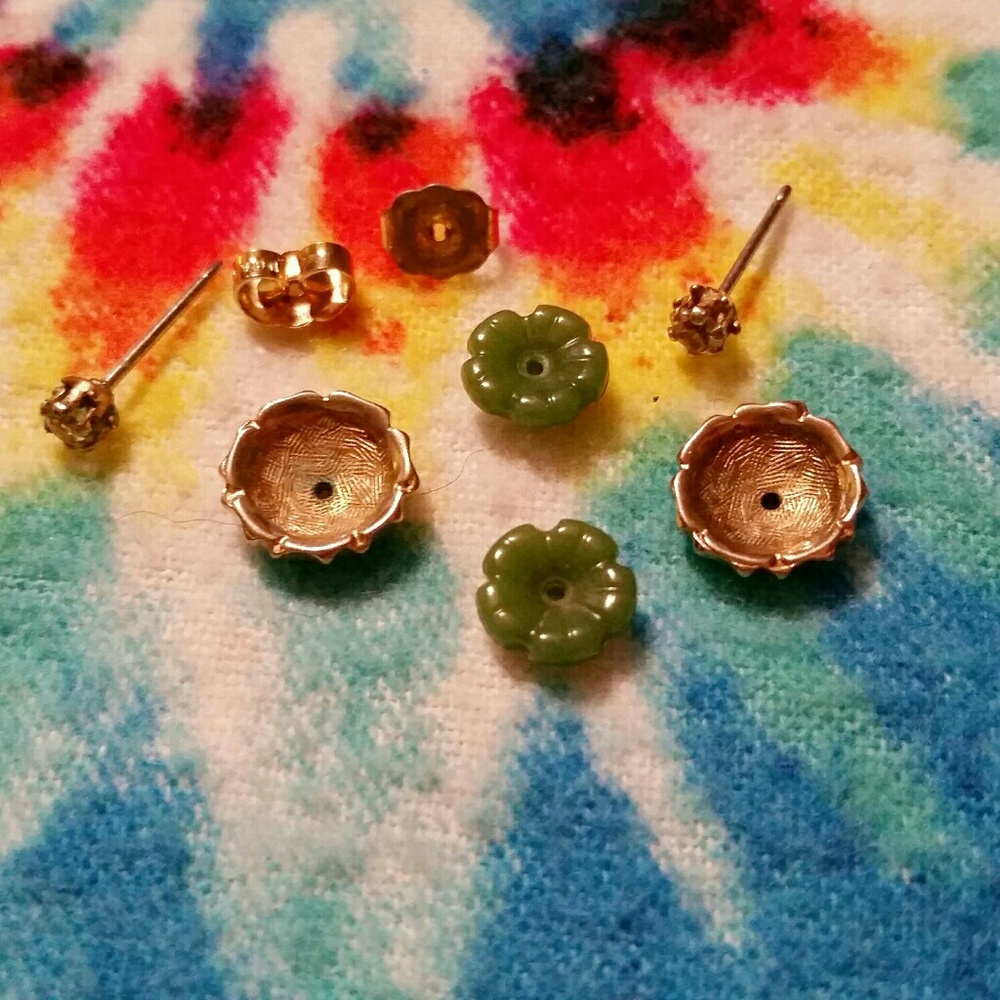 Coolest Vintage Earrings Ever! - Picture 3 of 7