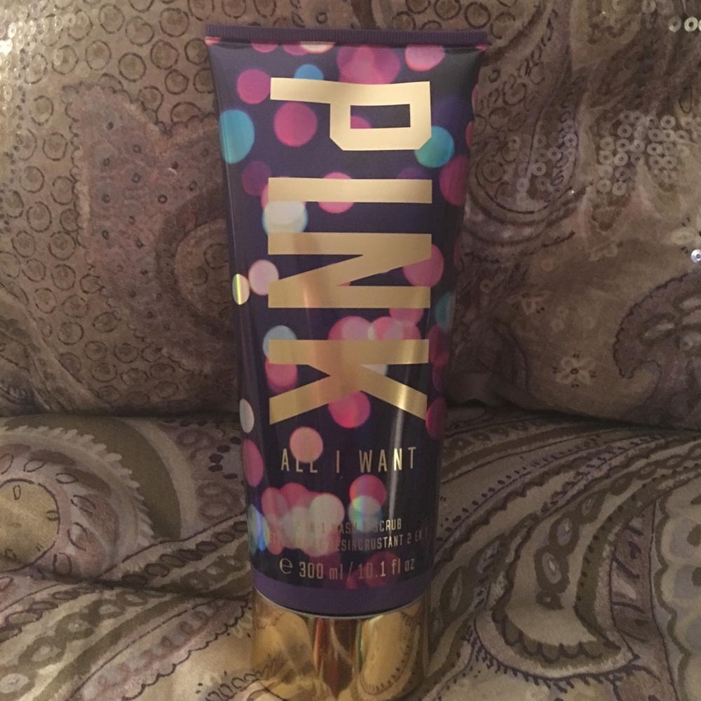 Pink  Victoria's Secret wash-scrub