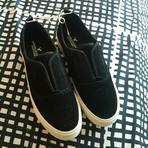 Womens American eagle outfitter platform sneakers