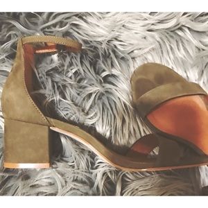 Steve Madden Irenee ankle strap sandal