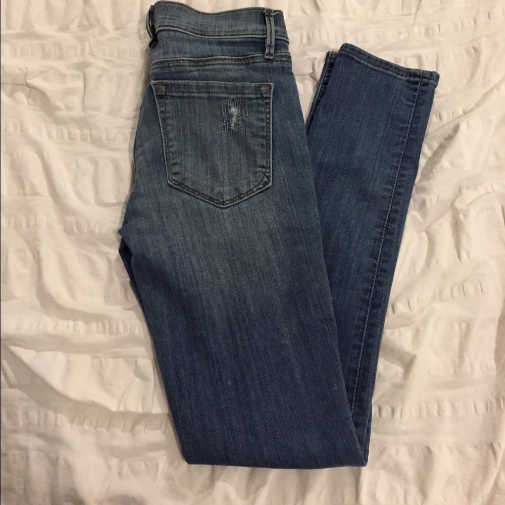 Loft skinny jeans. 2/25