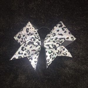 Silver Sequined Leopard Cher Bow