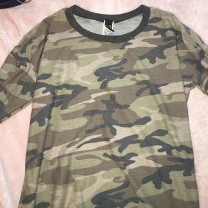 Camo pullover! Size small