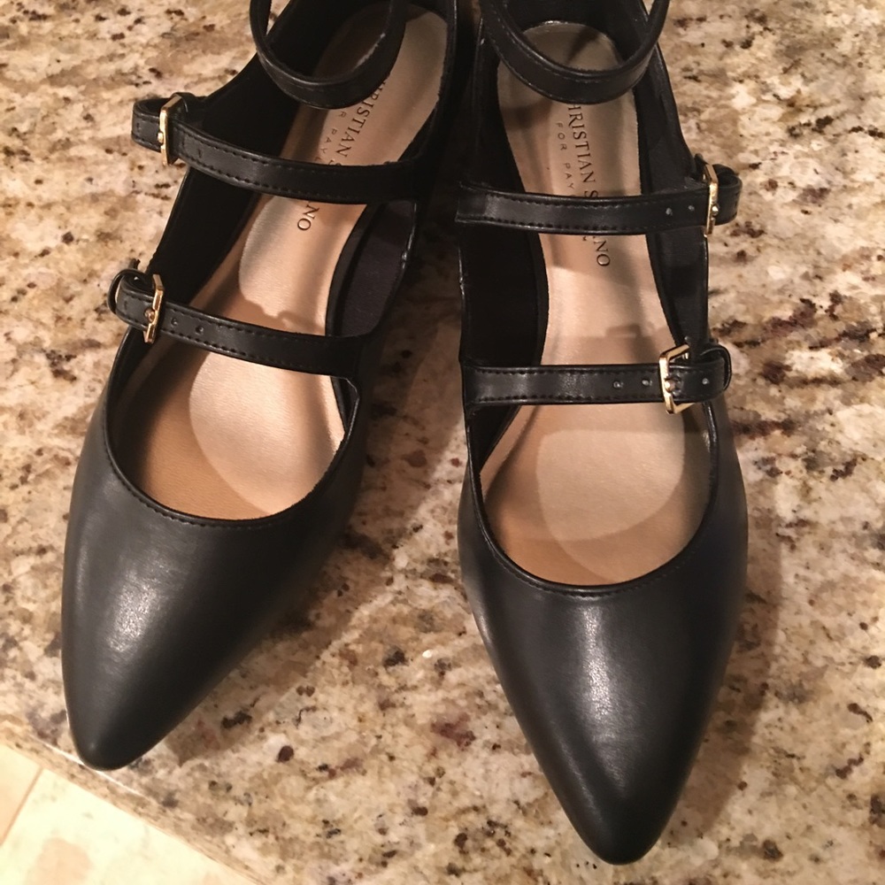 NWOT Black point flats!