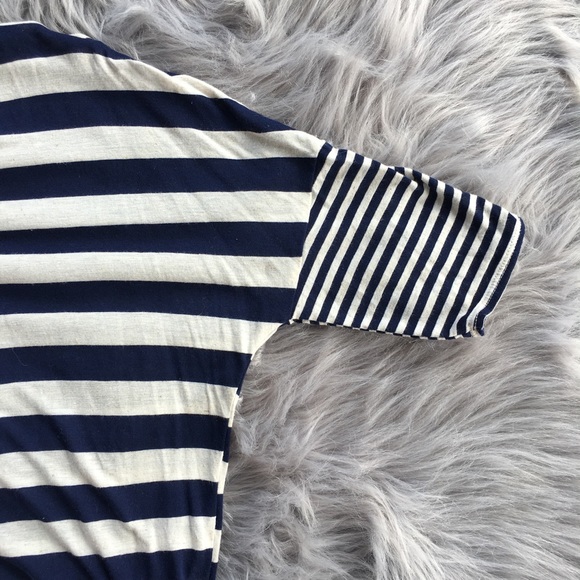 Maurice’s 3/4 Sleeve Top - Picture 3 of 5