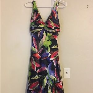 **DELETING SOON** Cache dress