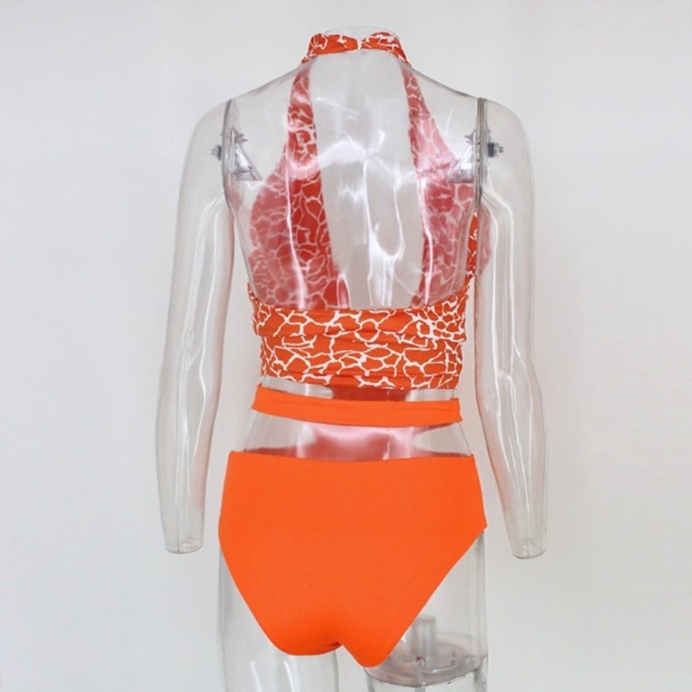 NEW! Sexy Halter Monokini - Picture 5 of 6