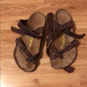 Yara Birkenstocks