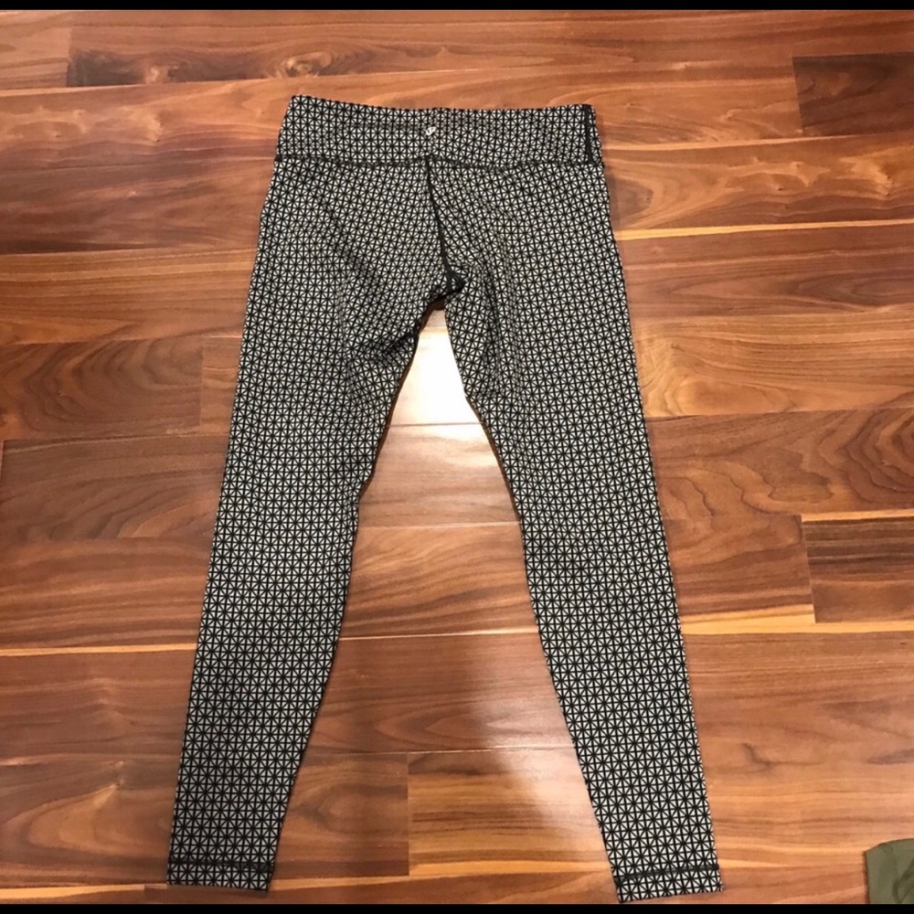 Lululemon tri geo Wunder Under Leggings