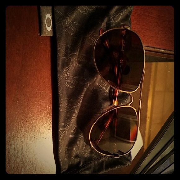 NEW* Oakley CAVEAT Silver Aviator w POLARIZED Galaxy Deep  Oakley aviators