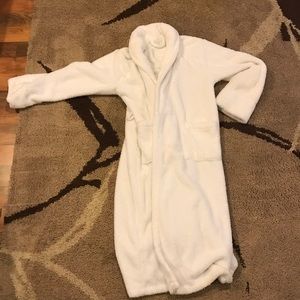Bath and Body Works robe