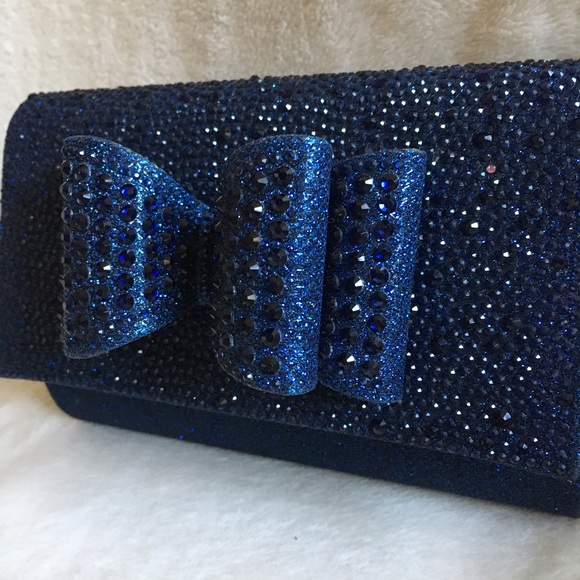 LAST ONE! Bow Clutch -BRAND NEW w/TAGS - Picture 2 of 6