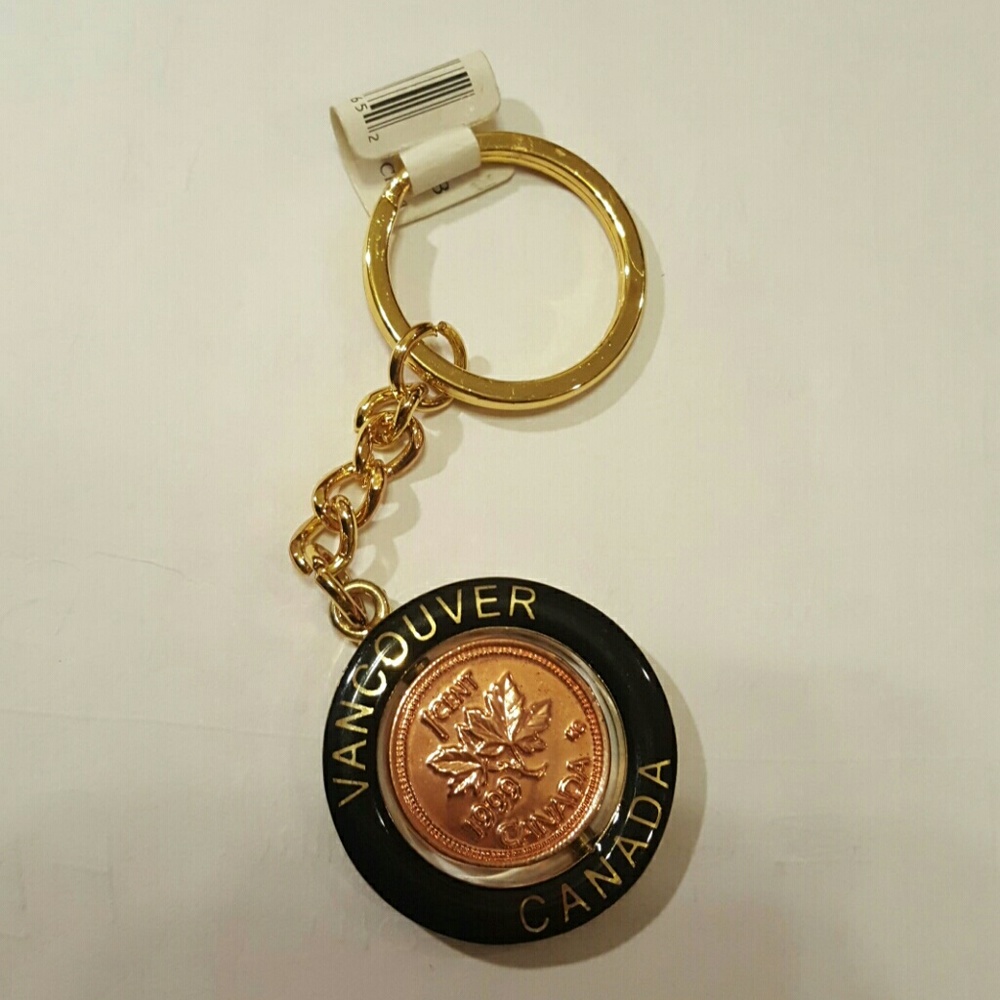 Vancouver key chain*free with $130+ purchase*