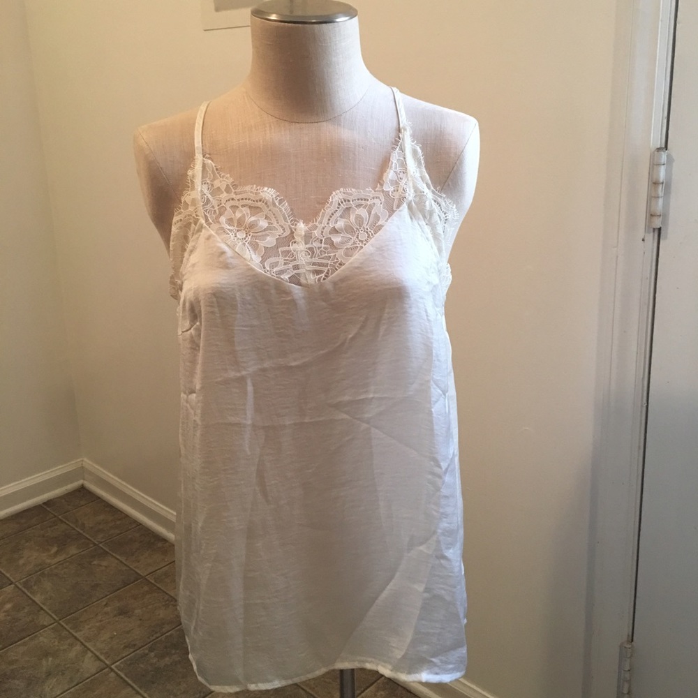 3/$18 Ivory cami lace top