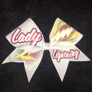 Lady Lightning 2014 Bow